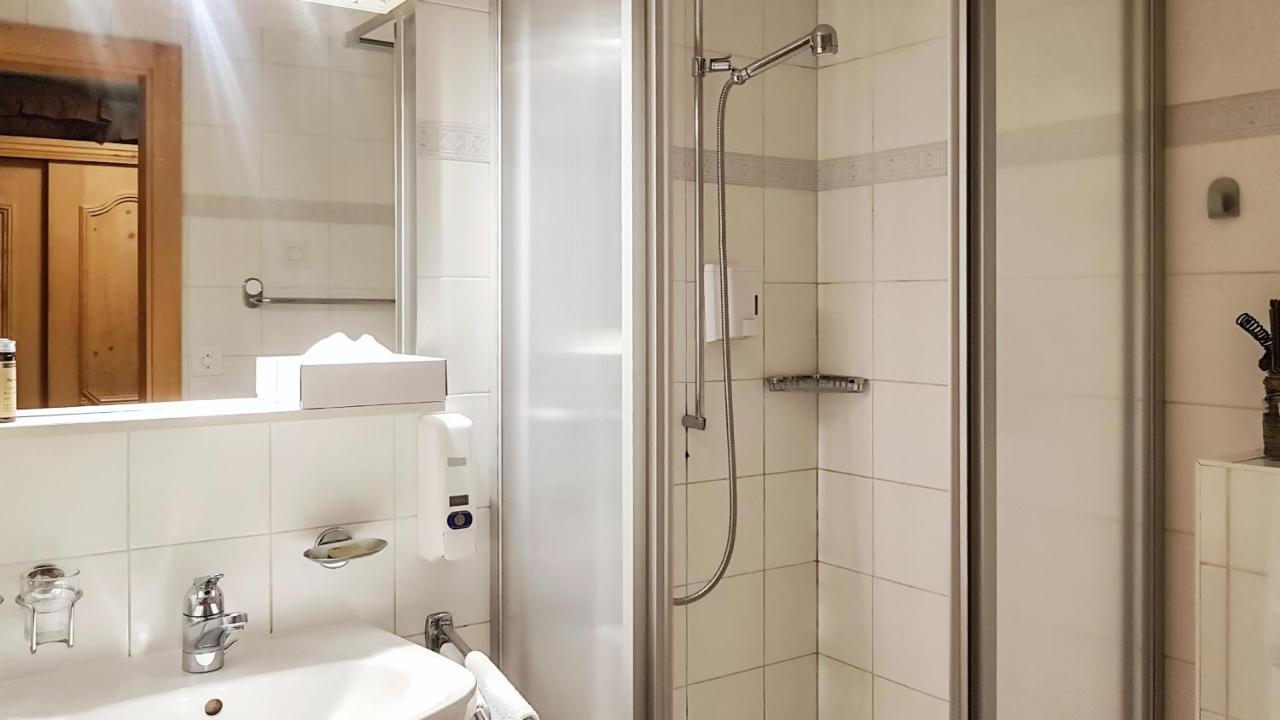 Hotel La Cambuse Les Collons Eksteriør billede